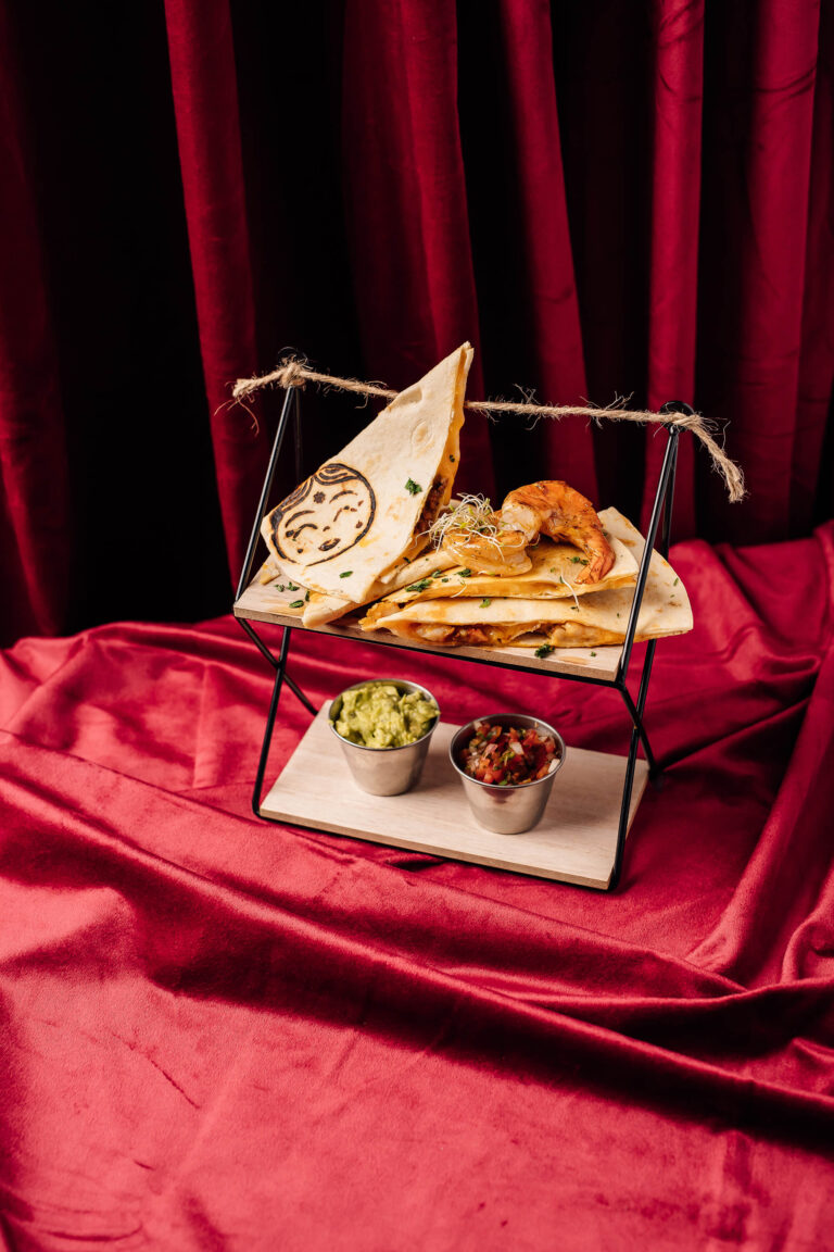 caraluna quesadilla camaron con pollo copia